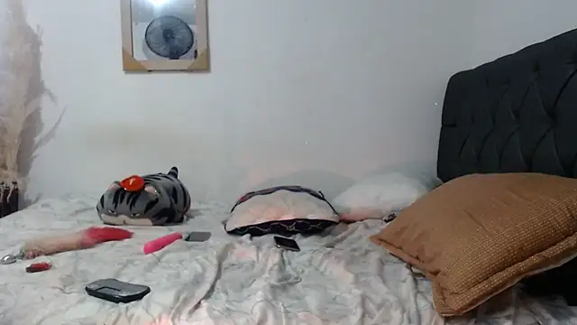 Angeliicaxx online show from June 2, 2:02 am