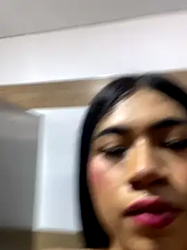 Snapshot of LiaSaenz27 chatting on September 26, 3:42 pm LiaSaenz27 online show from September 26, 3:42 pm