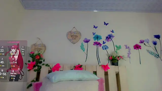 Snapshot of Eemily_- chatting on September 26, 5:48 am Eemily - online show from September 26, 5:48 am
