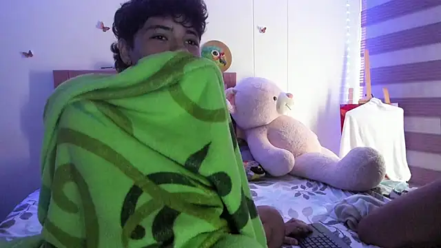 Snapshot of Fabikitty_ chatting on September 19, 7:41 pm Fabikitty online show from September 19, 7:41 pm