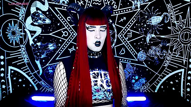 Snapshot of naomi_satan chatting on September 16, 12:15 am naomi satan online show from September 16, 12:15 am