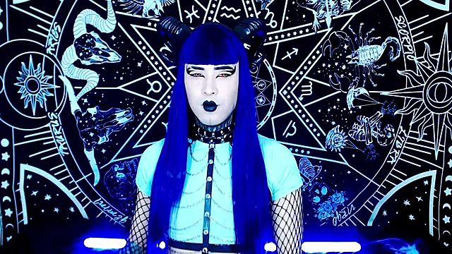 Snapshot of naomi_satan chatting on September 20, 12:38 am naomi satan online show from September 20, 12:38 am