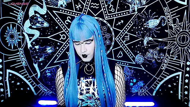Snapshot of naomi_satan chatting on September 21, 12:49 am naomi satan online show from September 21, 12:49 am