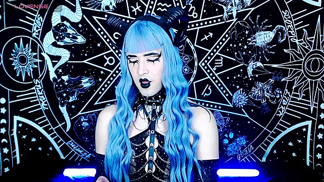 Snapshot of naomi_satan chatting on October 8, 12:56 am naomi satan online show from October 8, 12:56 am