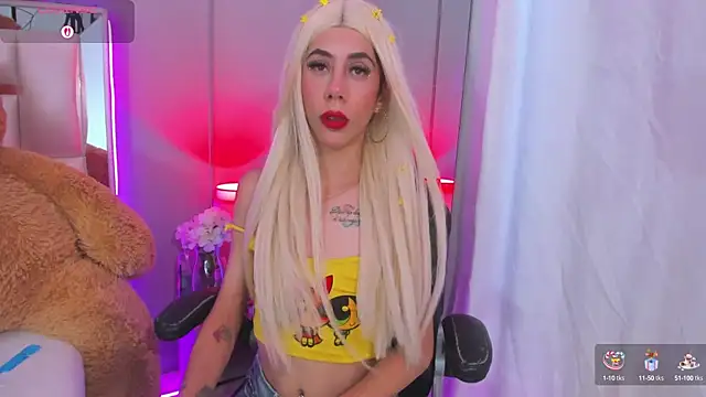 Snapshot of Darlyn_tenderhot__ chatting on September 28, 10:31 pm Darlyn tenderhot online show from September 28, 10:31 pm
