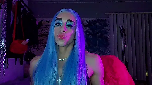 xoFrankie online show from September 18, 2:39 am