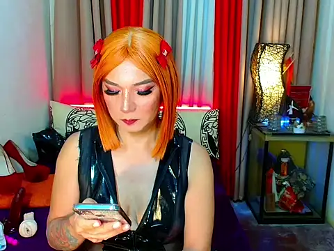 Snapshot of Fujiko2020 chatting on September 10, 2:16 pm Fujiko2020 online show from September 10, 2:16 pm