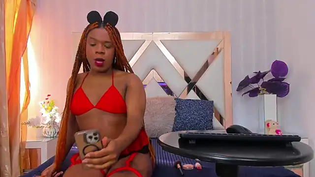 LicyEvans1 online show from October 12, 8:44 pm