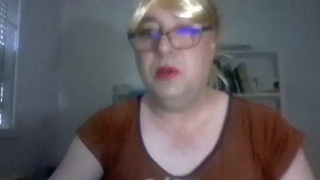 Snapshot of nataliacd chatting on September 8, 3:11 pm nataliacd online show from September 8, 3:11 pm