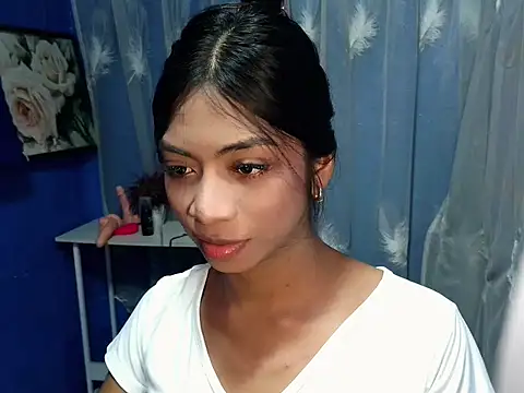 Snapshot of Kayra_Slut122 chatting on September 22, 3:45 am Kayra Slut122 online show from September 22, 3:45 am