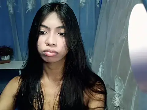 Snapshot of Kayra_Slut122 chatting on October 4, 8:37 am Kayra Slut122 online show from October 4, 8:37 am