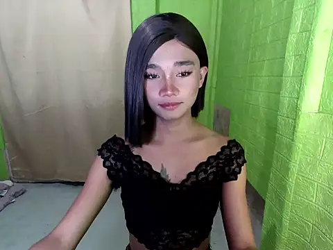Snapshot of Petite_HugeCock chatting on September 17, 3:06 pm Petite HugeCock online show from September 17, 3:06 pm