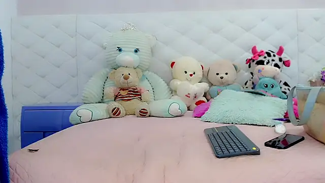 hanna sweett34 online show from November 26, 3:14 pm