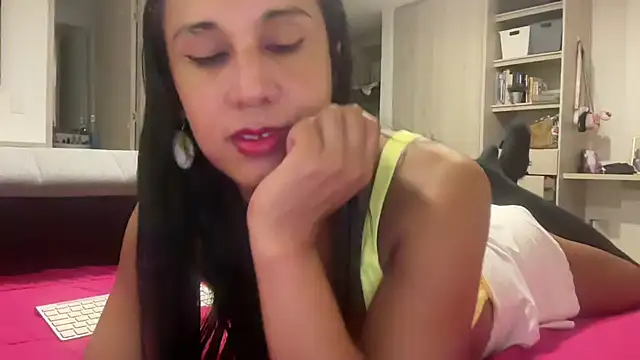 Snapshot of crossmichelle chatting on September 27, 12:41 am crossmichelle online show from September 27, 12:41 am