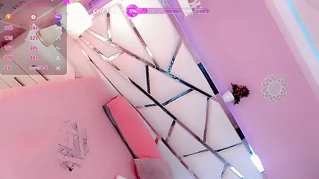Snapshot of Miacuteee chatting on September 26, 8:50 pm Miacuteee online show from September 26, 8:50 pm