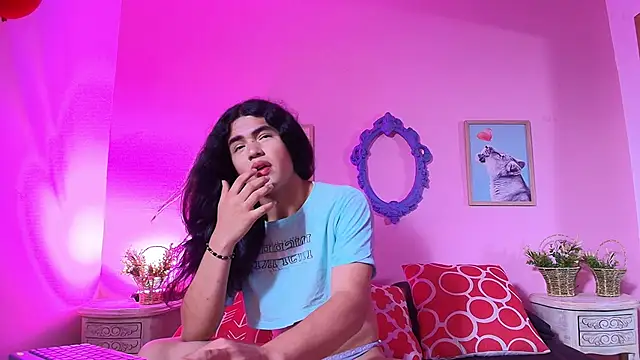 Snapshot of Drag_Lopera chatting on September 16, 7:18 pm Drag Lopera online show from September 16, 7:18 pm