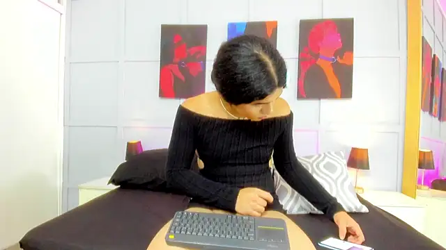 Snapshot of Drag_Lopera chatting on September 24, 7:20 pm Drag Lopera online show from September 24, 7:20 pm