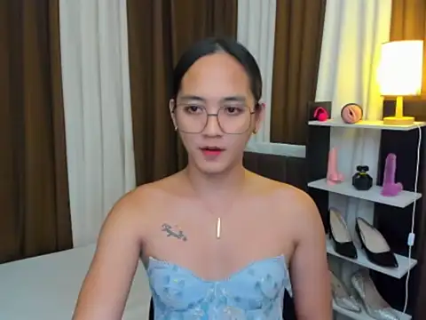 URHottestAngel online show from October 22, 12:51 pm