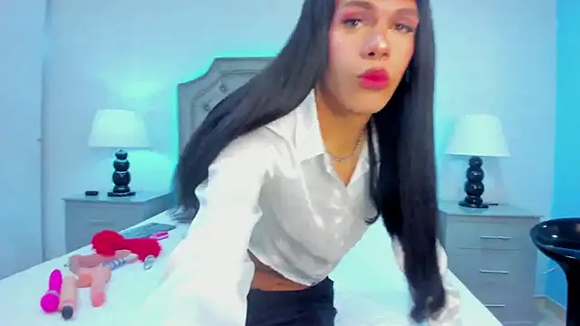 Snapshot of RayvenColliva chatting on September 22, 12:10 pm RayvenColliva online show from September 22, 12:10 pm
