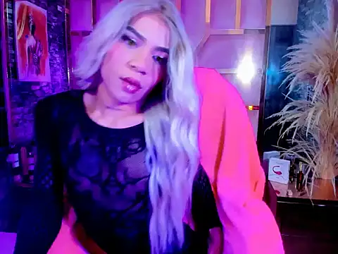 Cherry Adams1 online show from September 8, 9:46 pm