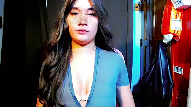 Tiffany Huge Tits online show from September 10, 2:27 pm