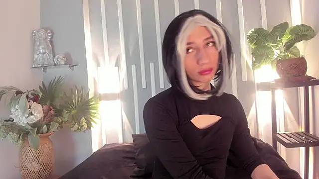Snapshot of Charlottee_slave chatting on September 17, 3:00 am Charlottee slave online show from September 17, 3:00 am