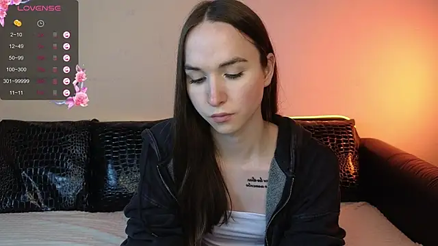 Snapshot of Angeel_Kate chatting on September 19, 11:38 am Angeel Kate online show from September 19, 11:38 am