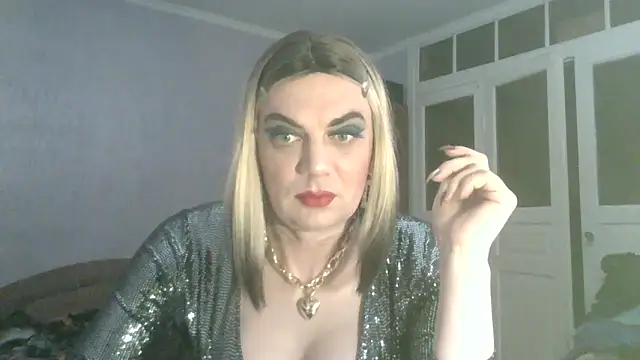 NiraFrost online show from February 8, 6:25 pm