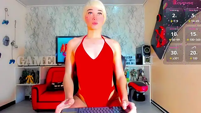 Candy Walker  online show from October 23, 7:29 pm