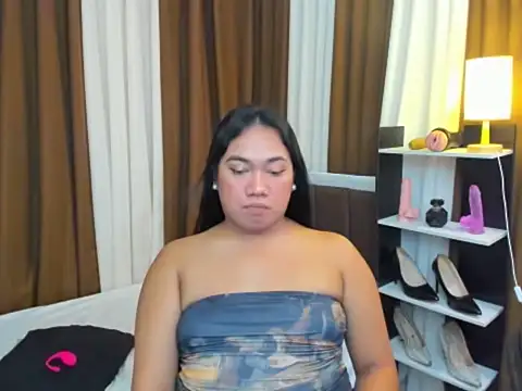Snapshot of TsUncutKaren chatting on October 9, 4:58 am TsUncutKaren online show from October 9, 4:58 am