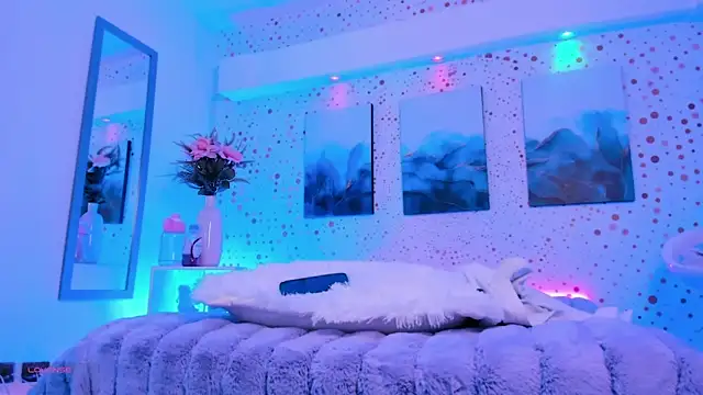 ArianaSantana online show from September 26, 1:41 pm