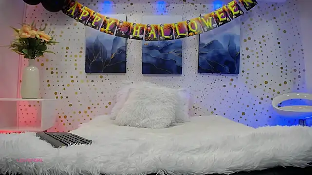 ArianaSantana online show from October 10, 12:50 pm