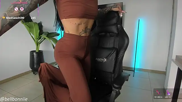 belllbonniie online show from January 10, 8:48 pm