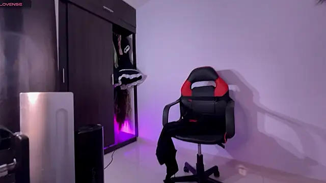 regina mills milk online show from October 23, 1:53 am