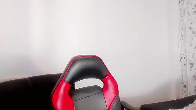 MIA HOT23CM S7S online show from October 18, 2:21 pm