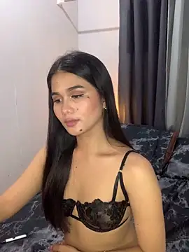 Snapshot of AngelHille chatting on September 25, 8:38 pm AngelHille online show from September 25, 8:38 pm
