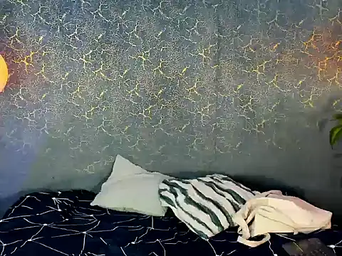 Snapshot of zorre_ chatting on October 5, 5:56 pm zorre online show from October 5, 5:56 pm