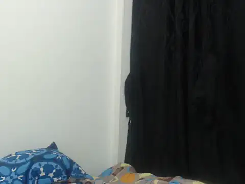 Snapshot of andrea_maldonado-123 chatting on October 1, 11:27 pm andrea maldonado-123 online show from October 1, 11:27 pm