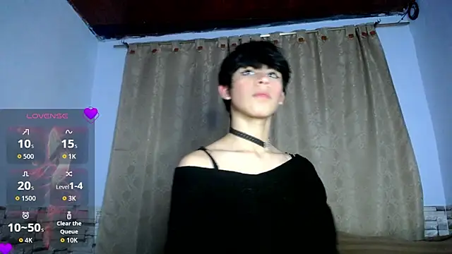 DaraKat18 online show from October 25, 11:44 pm