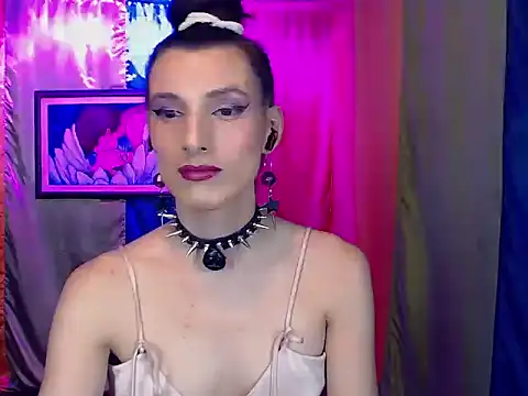 Moira-Hot online show from February 10, 10:39 pm