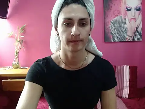 Snapshot of lola_diez chatting on September 8, 4:49 pm lola diez online show from September 8, 4:49 pm