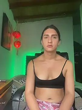 lola diez online show from November 12, 9:03 pm