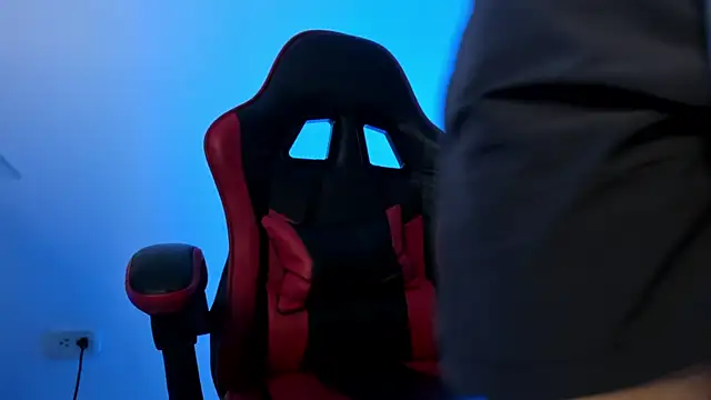 PeytonBox online show from October 14, 11:22 am