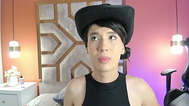 Electra Gosselin online show from January 12, 8:16 pm