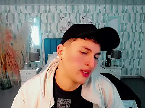 Axel savage online show from November 11, 2:19 pm