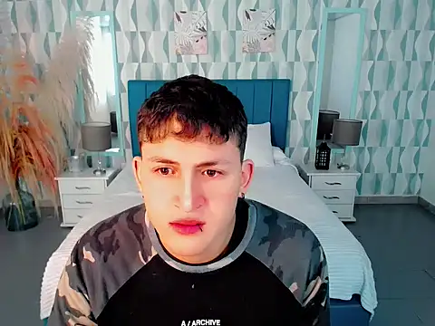 Axel savage online show from November 15, 12:03 pm