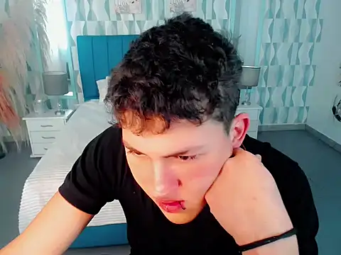 Axel savage online show from November 23, 12:07 pm