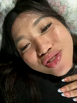 Snapshot of cassie_cakes chatting on October 11, 1:57 pm cassie cakes online show from October 11, 1:57 pm