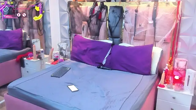 Snapshot of Charlotte_Landry__ chatting on October 9, 3:35 pm Charlotte Landry online show from October 9, 3:35 pm