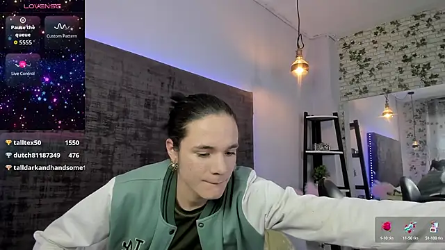 Snapshot of rhianna-coral chatting on September 28, 4:33 am rhianna-coral online show from September 28, 4:33 am